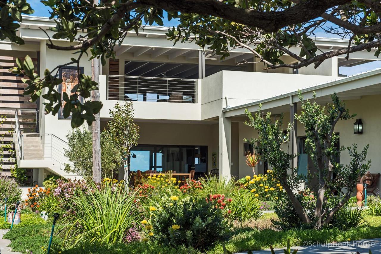 Schulphoek Seafront House Hermanus Eksteriør bilde The school's library